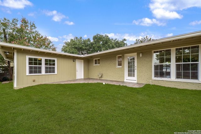 132 Harriett, San Antonio, TX 78216