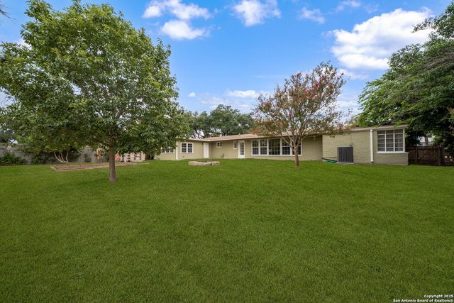 132 Harriett, San Antonio, TX 78216