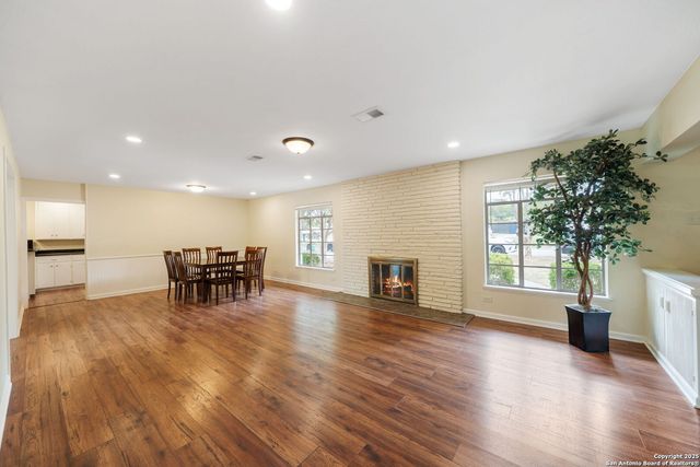 132 Harriett, San Antonio, TX 78216