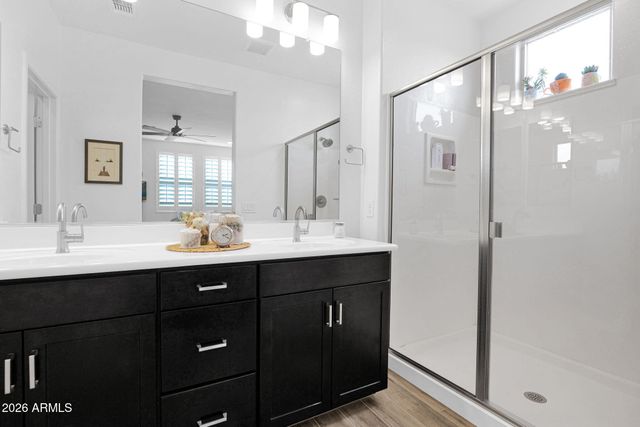 1917 E HAMPTON Lane 111, Gilbert, AZ 85295