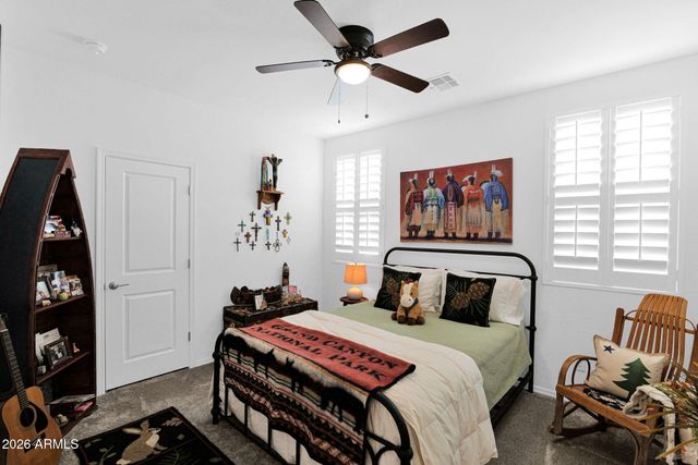 1917 E HAMPTON Lane 111, Gilbert, AZ 85295