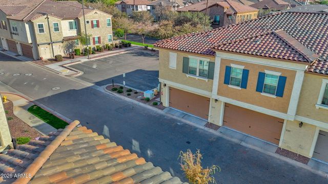 1917 E HAMPTON Lane 111, Gilbert, AZ 85295