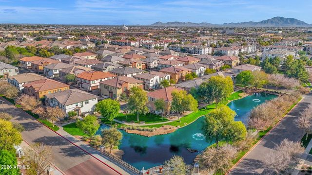 1917 E HAMPTON Lane 111, Gilbert, AZ 85295