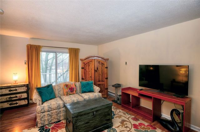 43 Bullocks Point Avenue 4A, East Providence, RI 02915