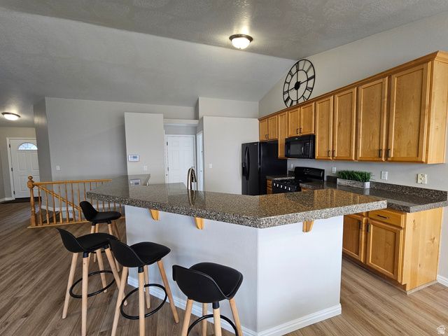 6516 S APPLE CREEK CT, Salt Lake City, UT 84118