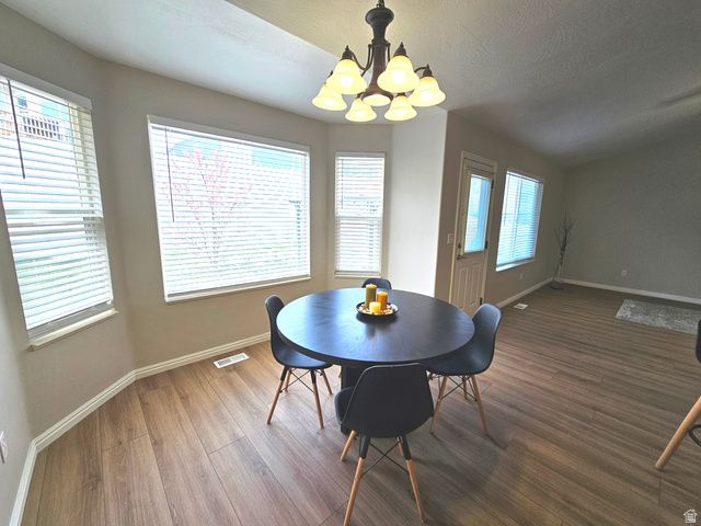 6516 S APPLE CREEK CT, Salt Lake City, UT 84118