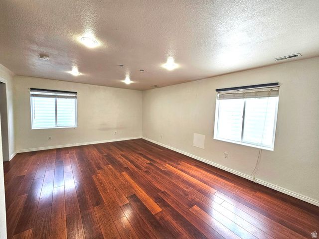 6516 S APPLE CREEK CT, Salt Lake City, UT 84118