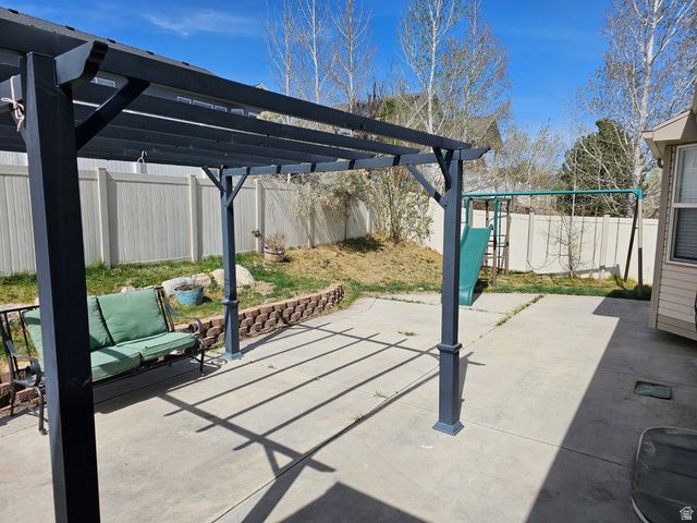 6516 S APPLE CREEK CT, Salt Lake City, UT 84118