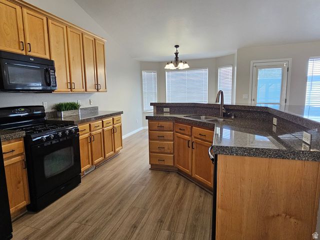 6516 S APPLE CREEK CT, Salt Lake City, UT 84118