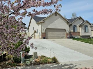 6516 S APPLE CREEK CT, Salt Lake City, UT 84118