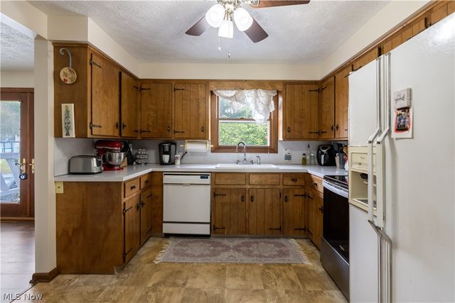 3404 Banyan Street NW, Massillon, OH 44646