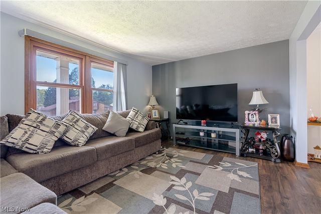 3404 Banyan Street NW, Massillon, OH 44646