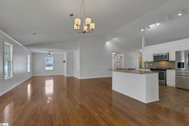 15 Waterthrush Way, Simpsonville, SC 29680