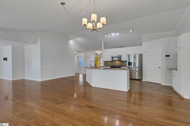 15 Waterthrush Way, Simpsonville, SC 29680