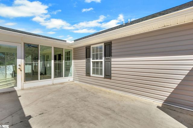 15 Waterthrush Way, Simpsonville, SC 29680