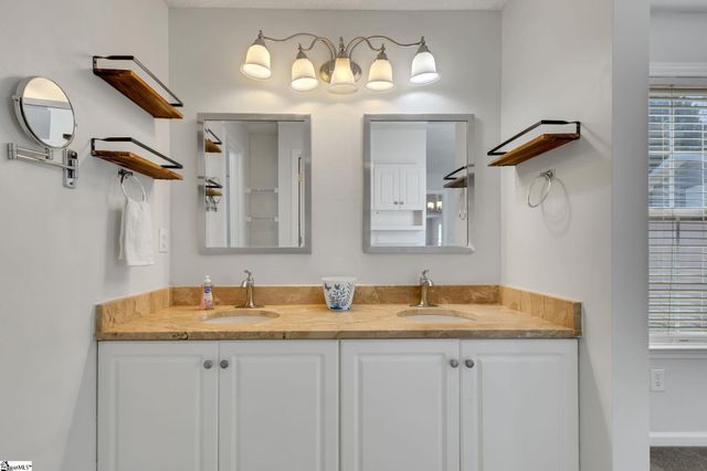 15 Waterthrush Way, Simpsonville, SC 29680