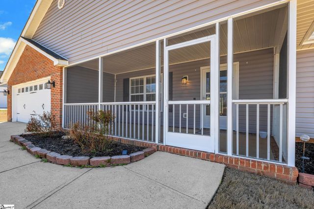 15 Waterthrush Way, Simpsonville, SC 29680