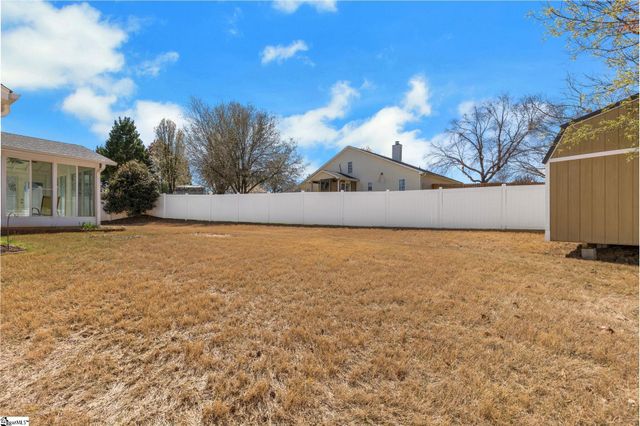 15 Waterthrush Way, Simpsonville, SC 29680