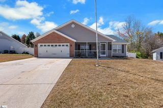 15 Waterthrush Way, Simpsonville, SC 29680