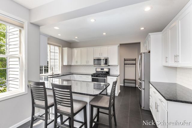 11220 Oak Grove Road, Grand Haven Twp, MI 49417