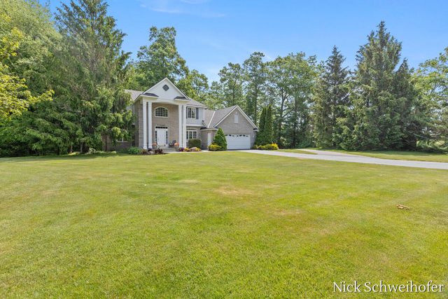 11220 Oak Grove Road, Grand Haven Twp, MI 49417