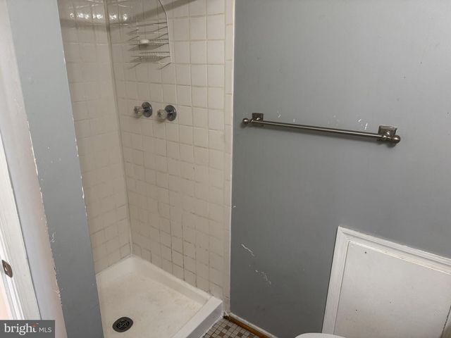 540 PEACOCK DR, Landover, MD 20785