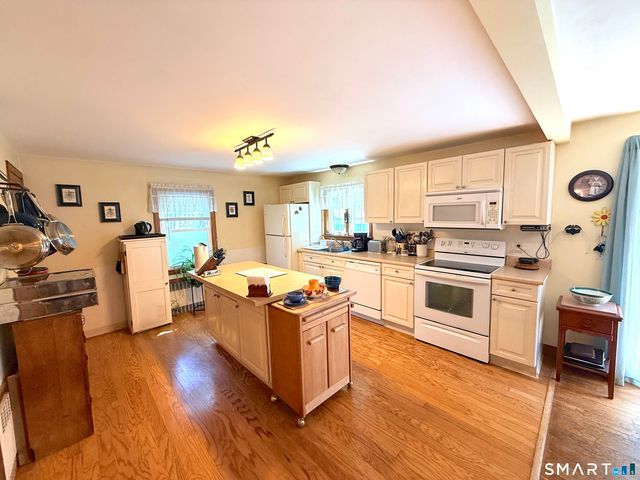 142 Lois Street, Torrington, CT 06790