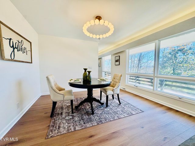 2 Rovan Circle, Johnson City, TN 37601