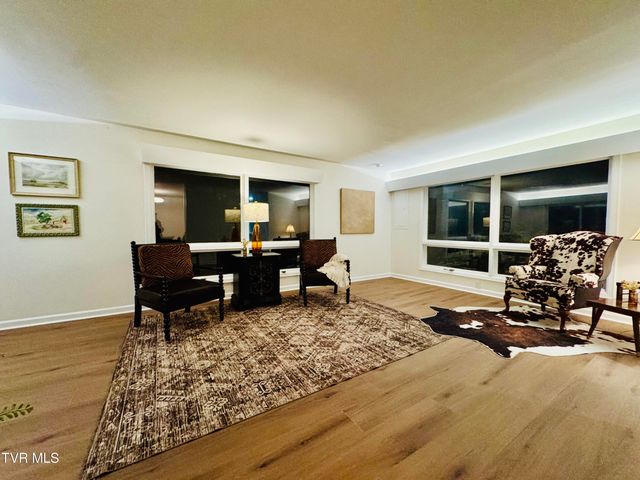 2 Rovan Circle, Johnson City, TN 37601