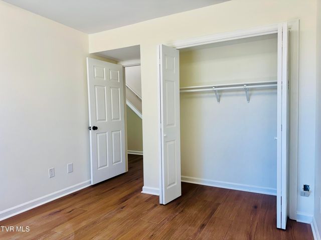 2 Rovan Circle, Johnson City, TN 37601