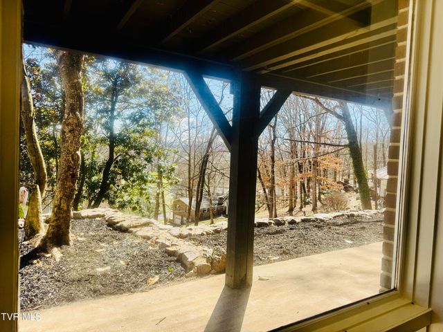 2 Rovan Circle, Johnson City, TN 37601