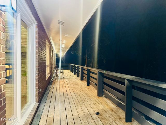 2 Rovan Circle, Johnson City, TN 37601