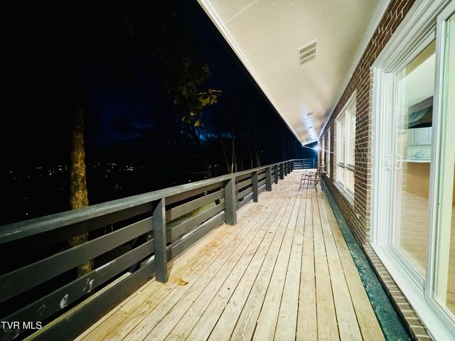 2 Rovan Circle, Johnson City, TN 37601