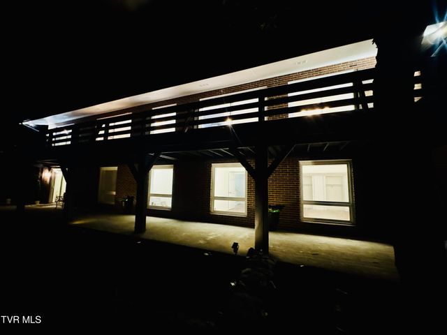 2 Rovan Circle, Johnson City, TN 37601