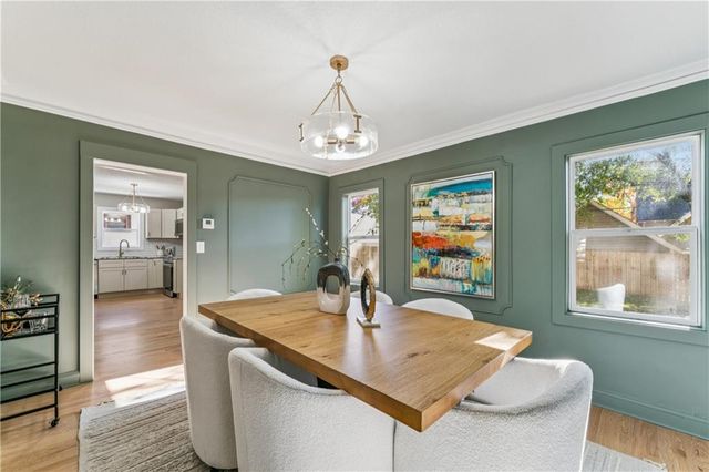 209 E 72nd Terrace, Kansas City, MO 64114