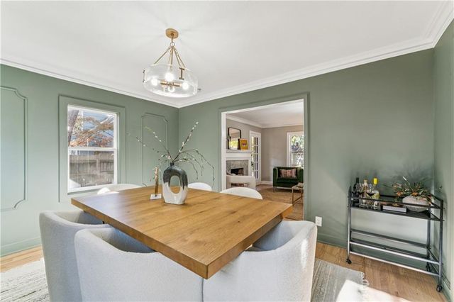 209 E 72nd Terrace, Kansas City, MO 64114