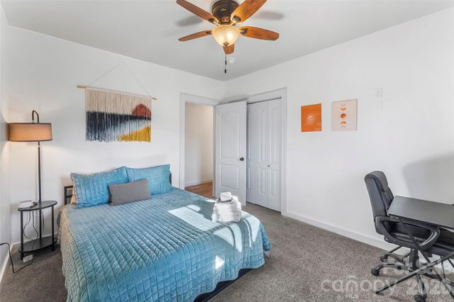 1389 Newfound Road, Canton, NC 28716