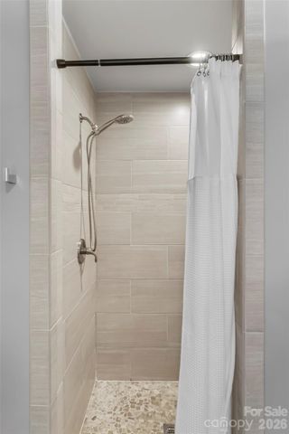 1389 Newfound Road, Canton, NC 28716