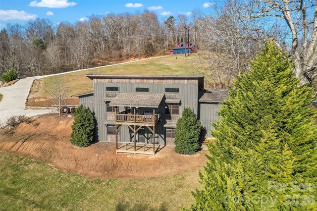 1389 Newfound Road, Canton, NC 28716