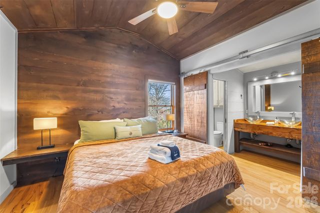 1389 Newfound Road, Canton, NC 28716