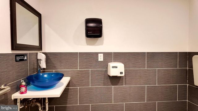 13 BUSTLETON PIKE, Feasterville Trevose, PA 19053