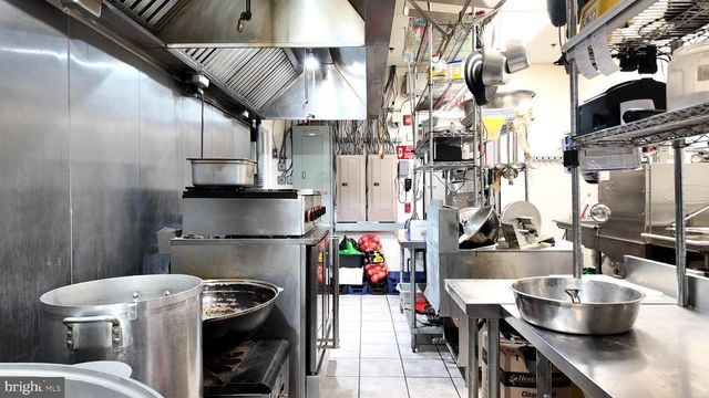 13 BUSTLETON PIKE, Feasterville Trevose, PA 19053