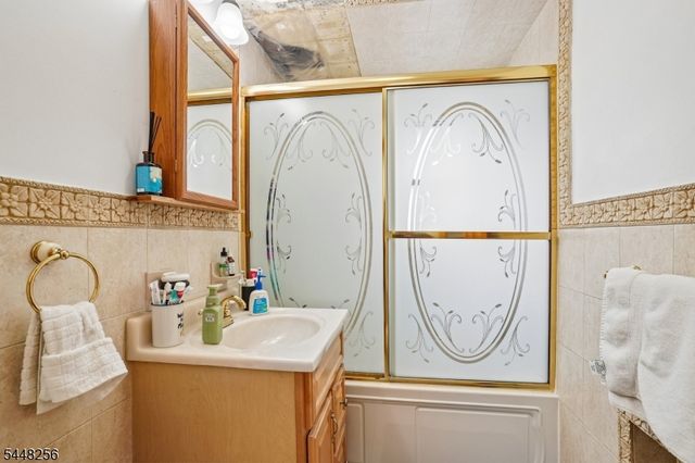 20 1st St, North Arlington Boro, NJ 07031