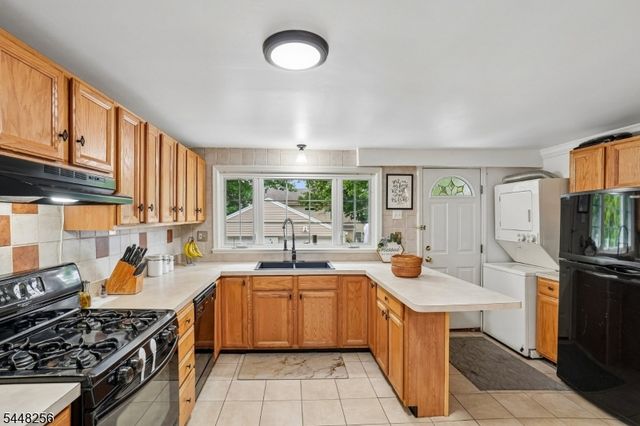 20 1st St, North Arlington Boro, NJ 07031