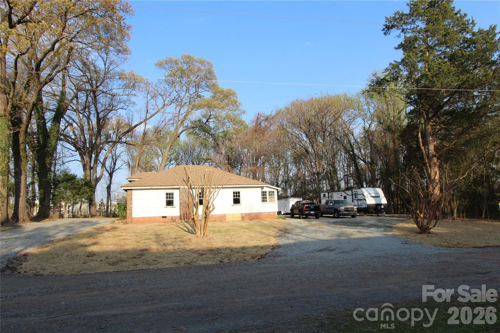 4912 Gable Road, Charlotte, NC 28273