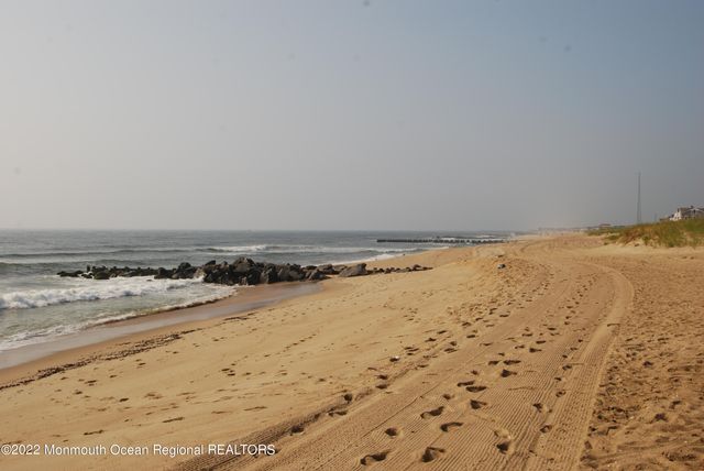 203 Bridge Avenue Front, Point Pleasant, NJ 08742