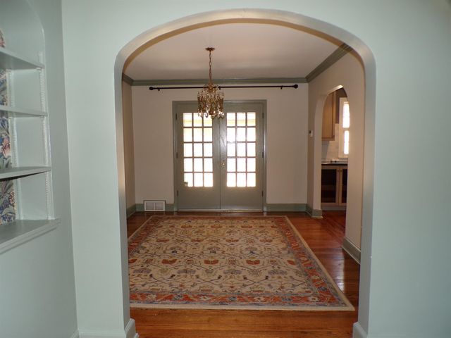 527 S GOODLETT ST, Memphis, TN 38117