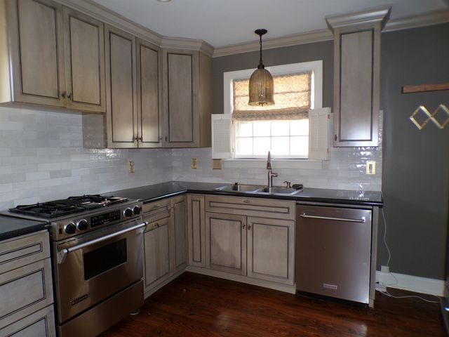 527 S GOODLETT ST, Memphis, TN 38117