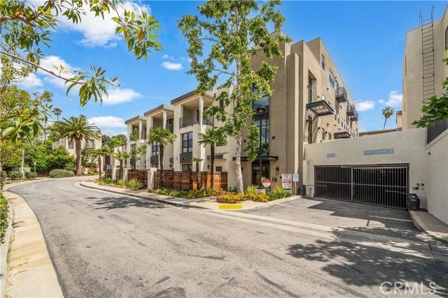 820 Mission 106, South Pasadena, CA 91030