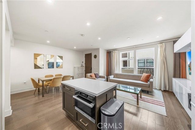 820 Mission 106, South Pasadena, CA 91030